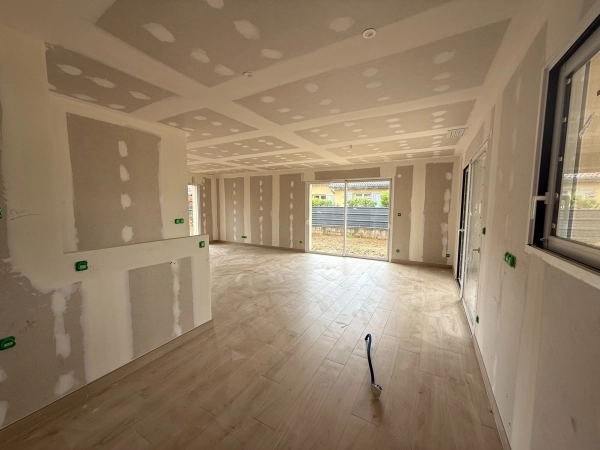 Pose de carrelage et faïences – Maison neuve sur mesure avec J&C CONCEPTION